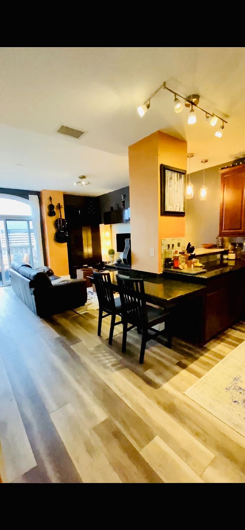 Furnished Finder property 434235_1 photo 3