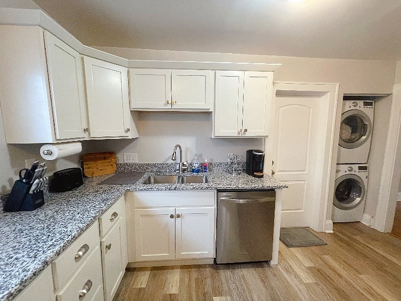 Furnished Finder property 434239_1 photo 8