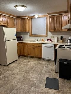 Furnished Finder property 434260_1 photo 4