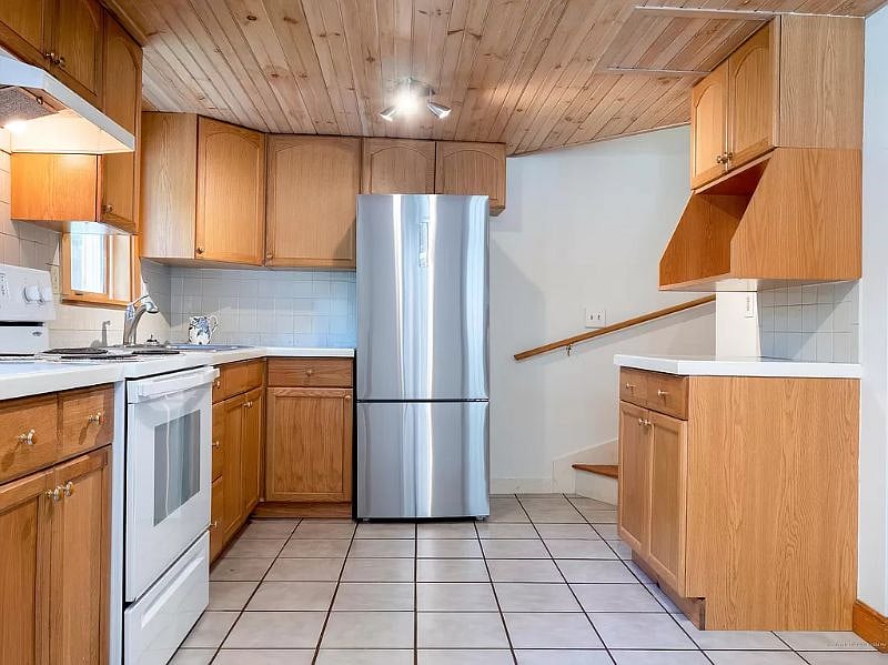 Furnished Finder property 434304_1 photo 3