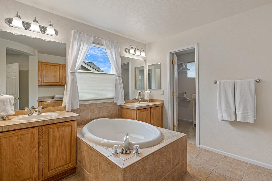 Furnished Finder property 434326_1 photo 33