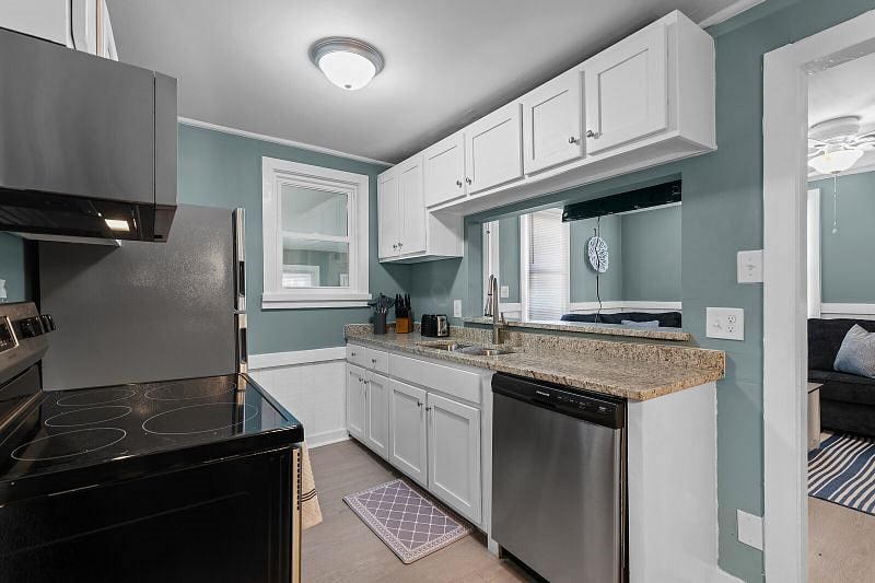 Furnished Finder property 434358_1 photo 11