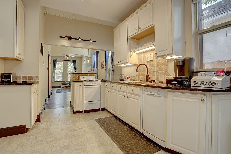 Furnished Finder property 434359_1 photo 8