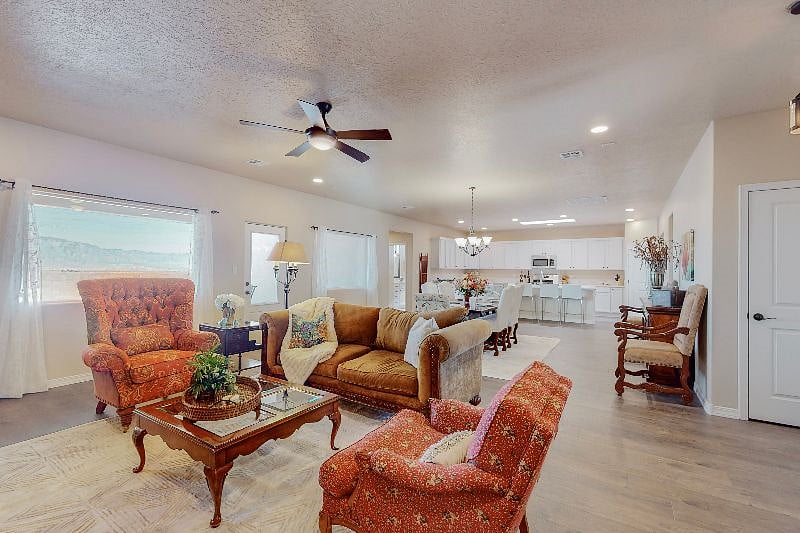 Furnished Finder property 434387_1 photo 8