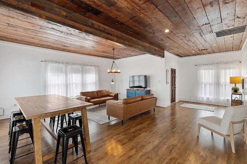 Furnished Finder property 434389_1 photo 7