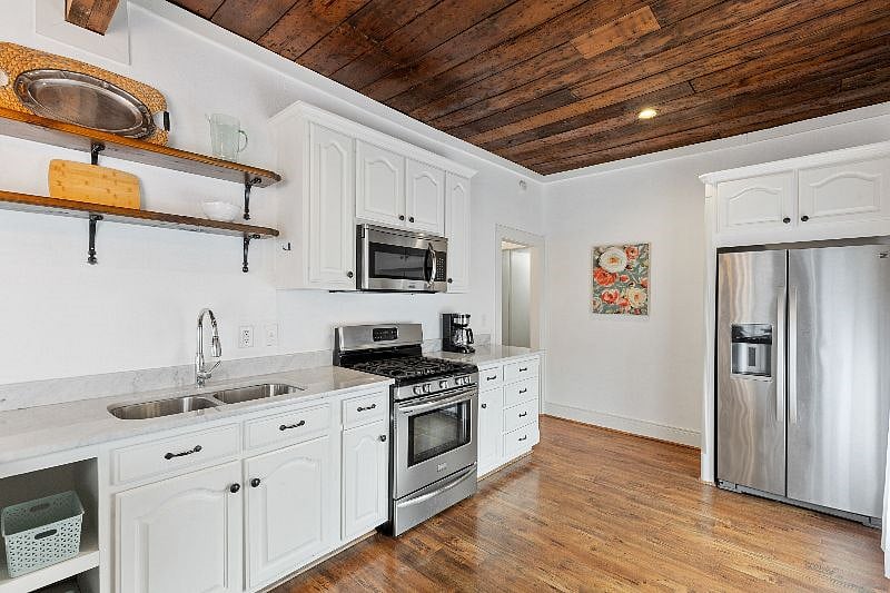 Furnished Finder property 434389_1 photo 12