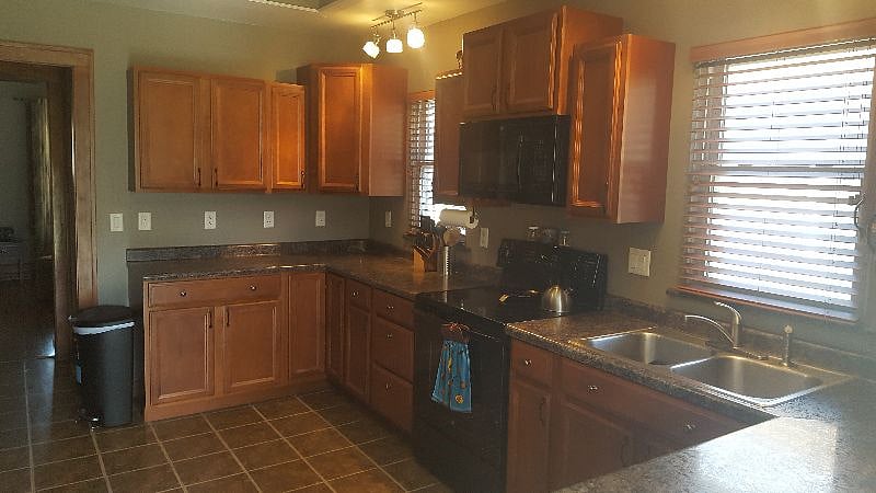 Furnished Finder property 434428_1 photo 4