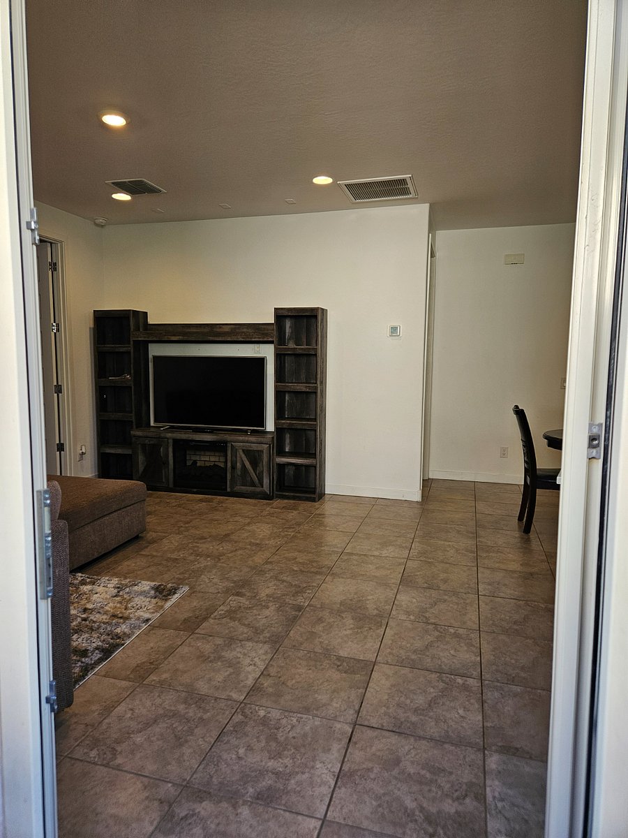 Furnished Finder property 434479_1 photo 4