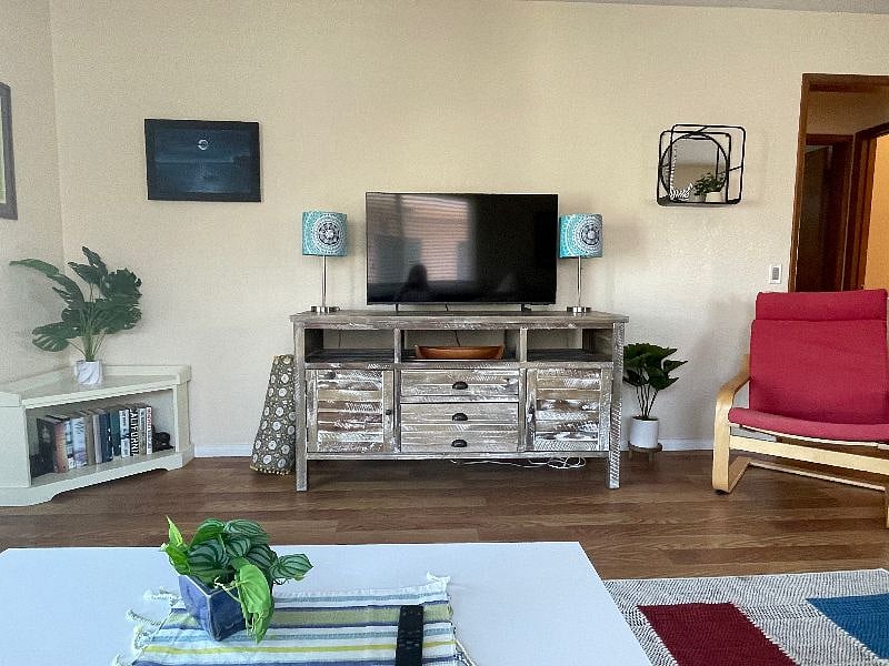 Furnished Finder property 434490_1 photo 3