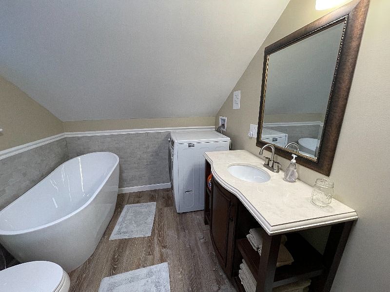 Furnished Finder property 434530_1 photo 6
