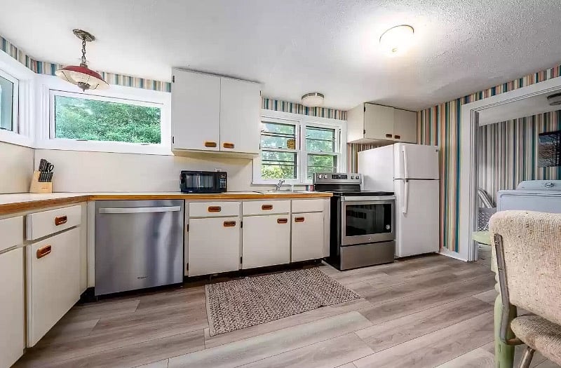 Furnished Finder property 434540_1 photo 6