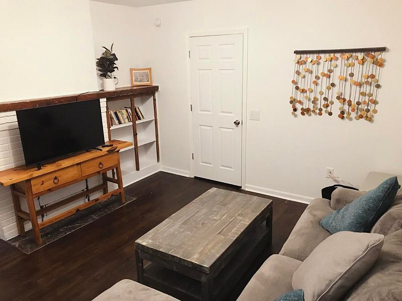 Furnished Finder property 434555_1 photo 2