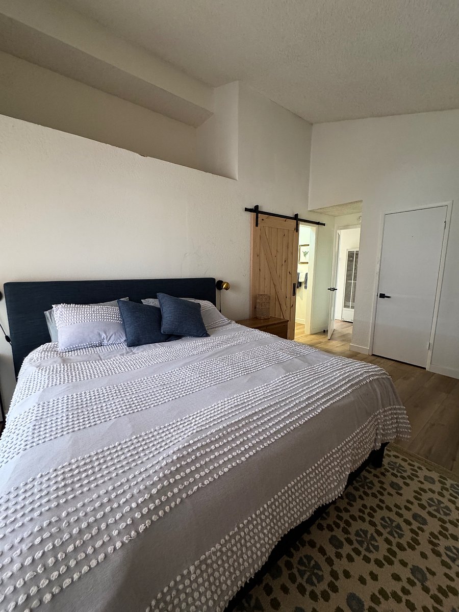 Furnished Finder property 434557_1 photo 17