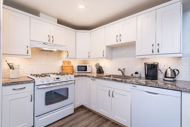 Furnished Finder property 434577_1 photo 8