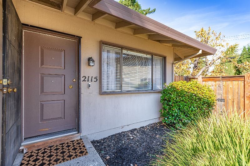 Furnished Finder property 434577_1 photo 32