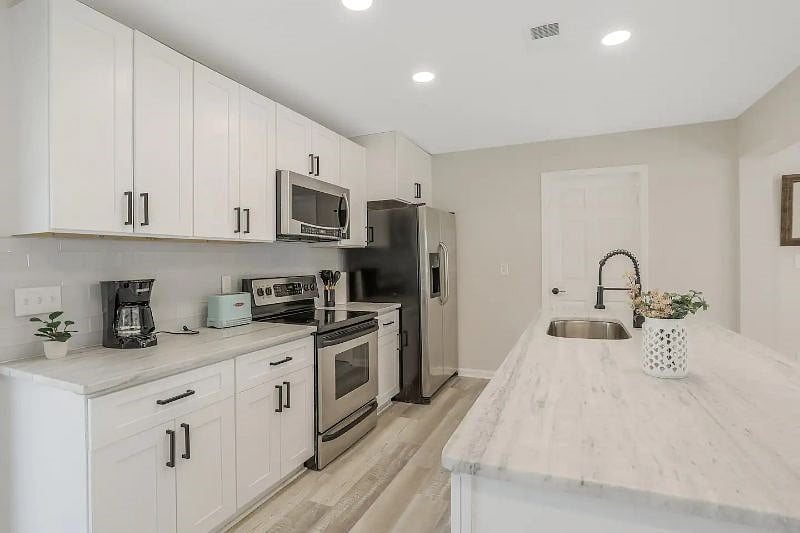 Furnished Finder property 434614_1 photo 14