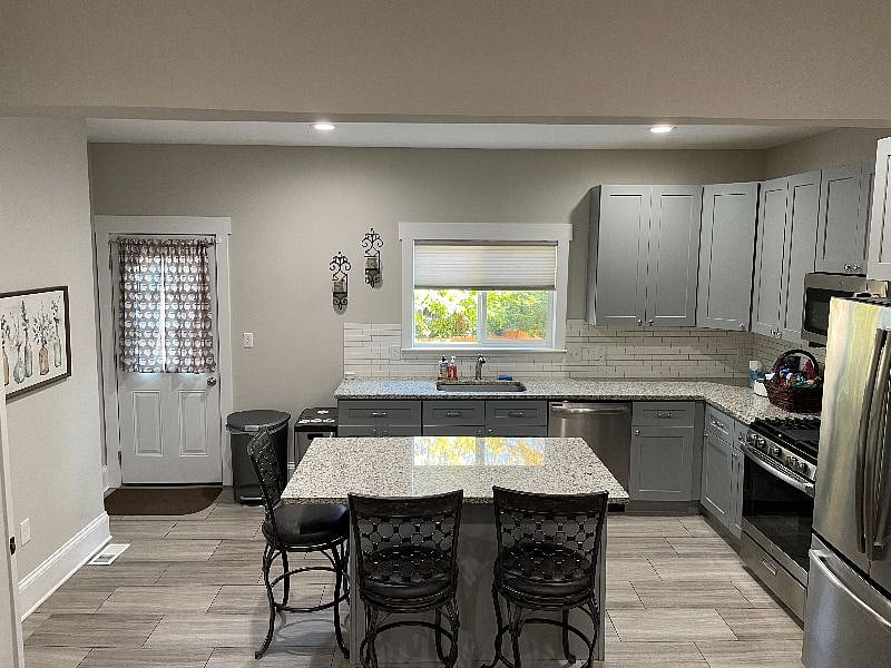 Furnished Finder property 434626_1 photo 4
