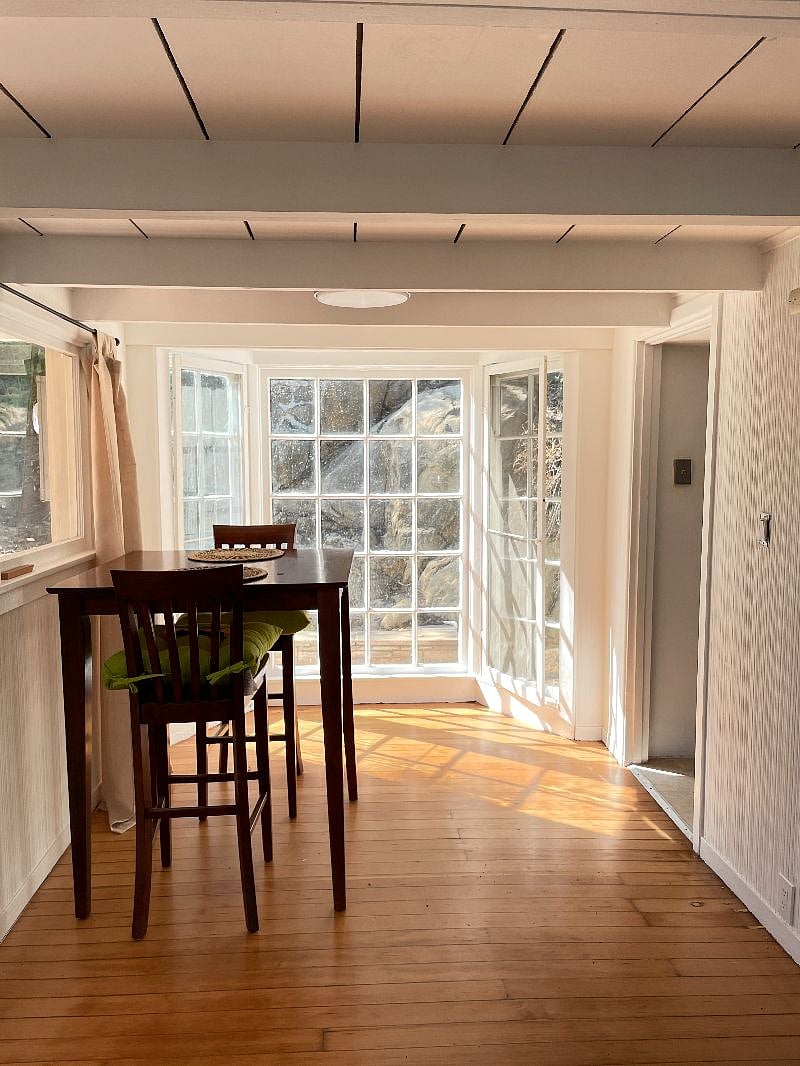Original bay windows