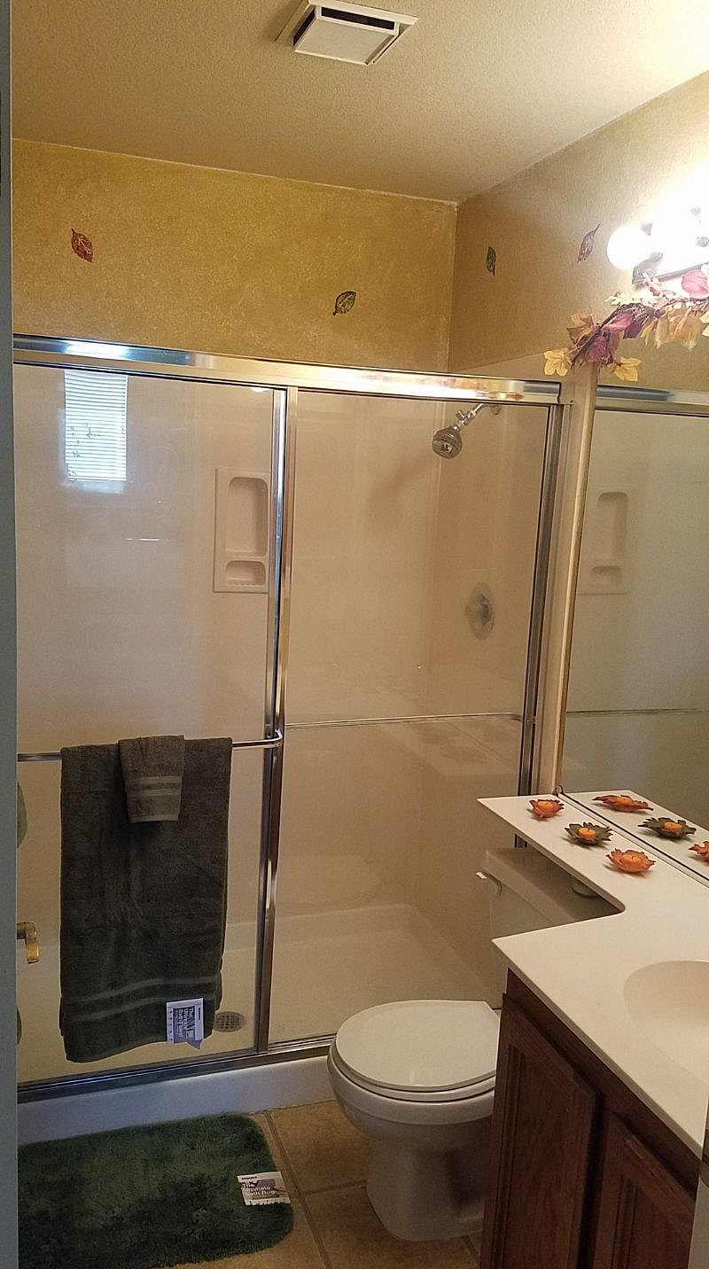 Private 3/4 bath