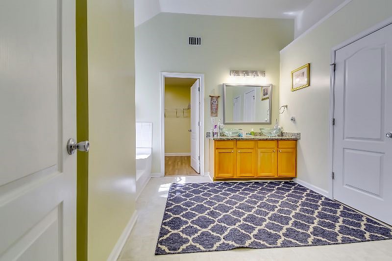 Furnished Finder property 434711_1 photo 9