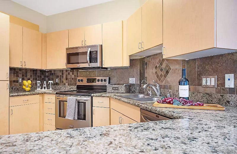 Furnished Finder property 434712_1 photo 18