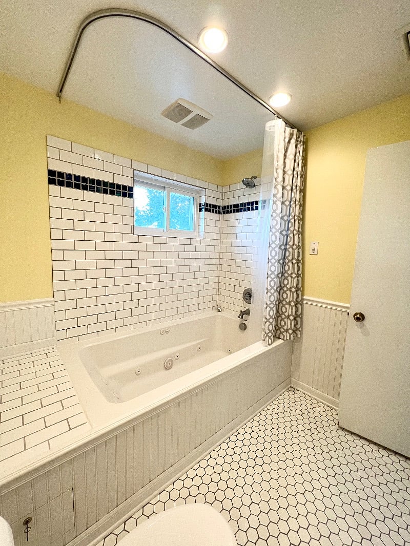 Furnished Finder property 434810_1 photo 18