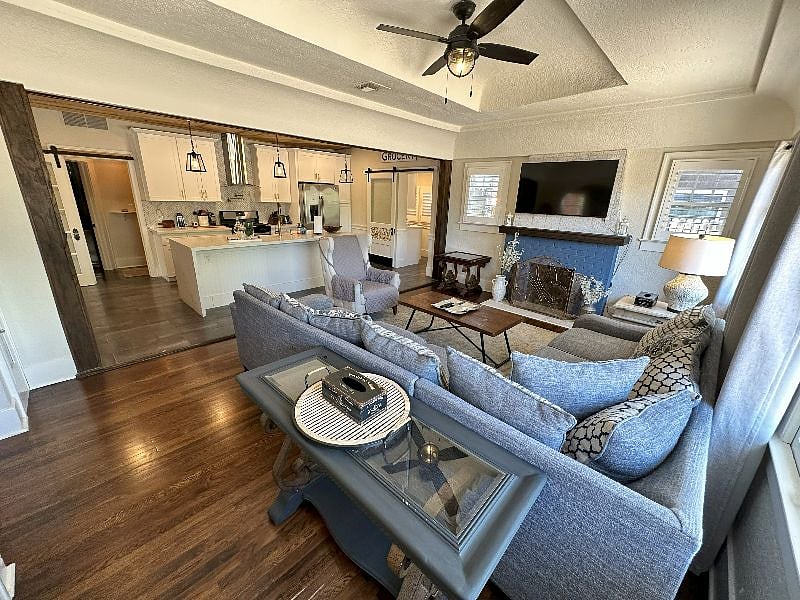 Furnished Finder property 434870_1 photo 7