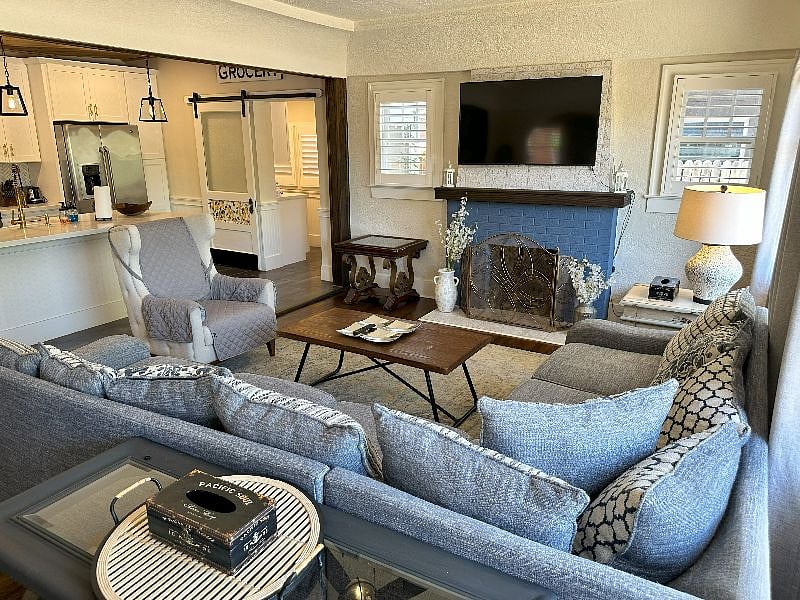 Furnished Finder property 434870_1 photo 8