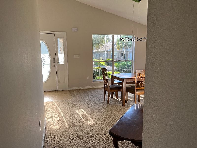 Furnished Finder property 434900_1 photo 12