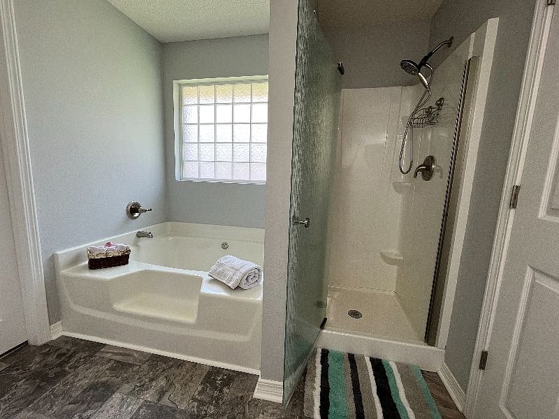 Furnished Finder property 434900_1 photo 8