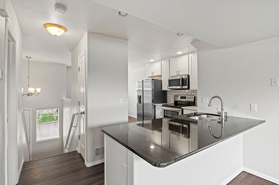 Furnished Finder property 434918_1 photo 9