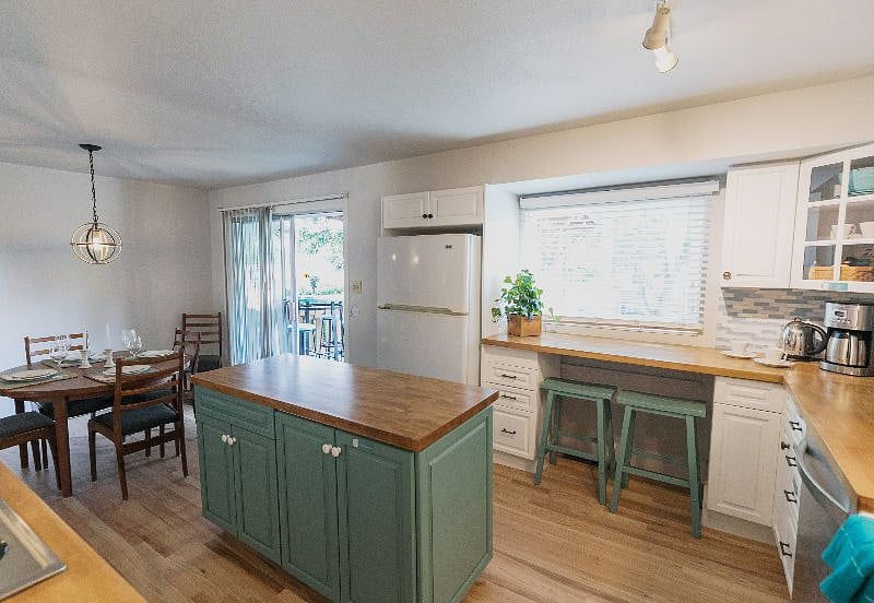 Furnished Finder property 434923_1 photo 4