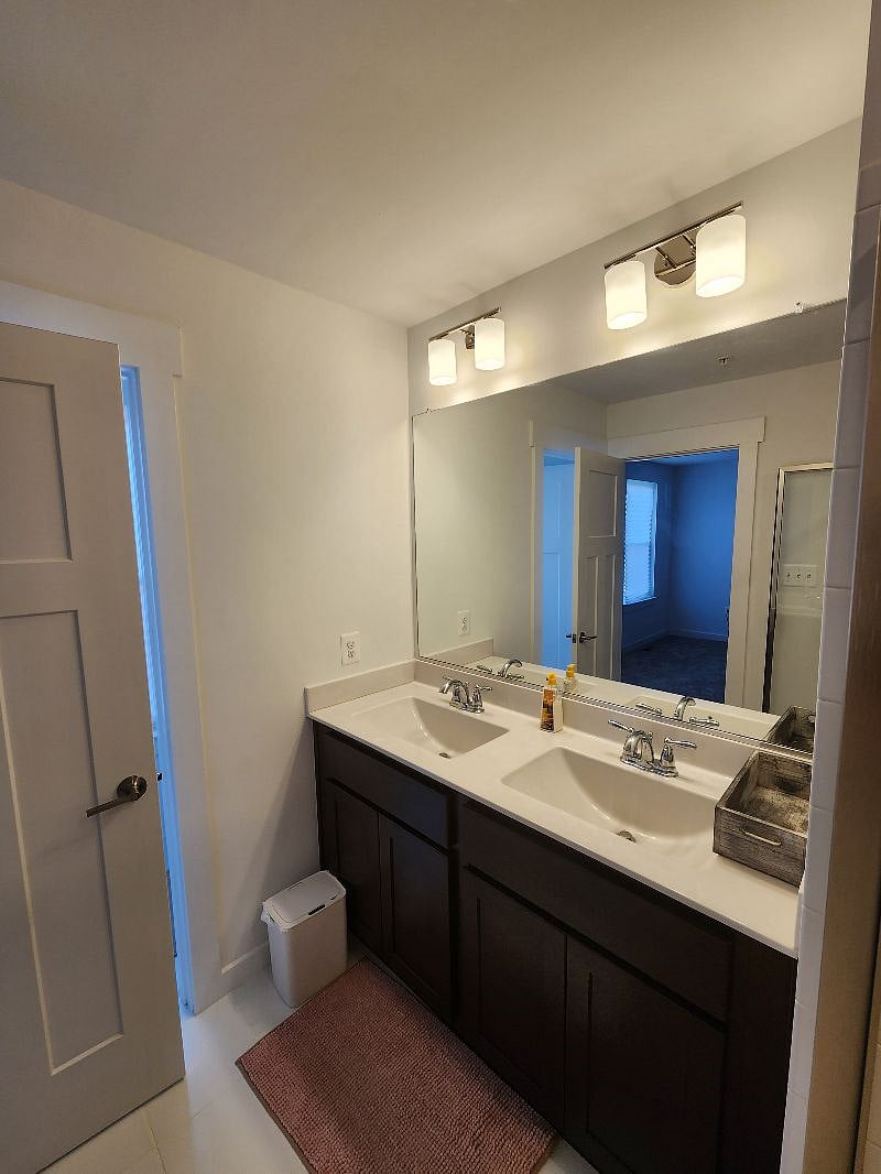Furnished Finder property 434940_1 photo 6