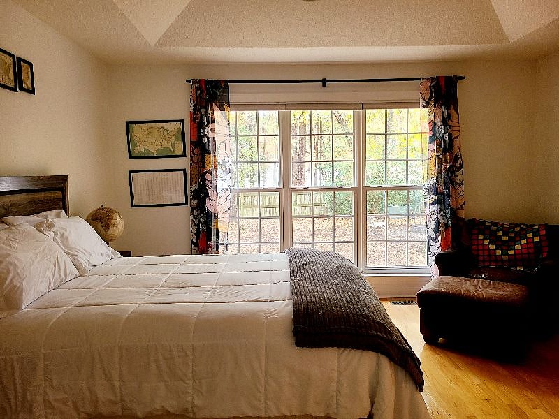 Main bedroom, spacious with a great view of backyard.