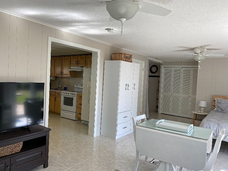 Furnished Finder property 434950_1 photo 17