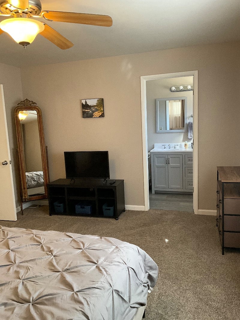 Master room Smart TV