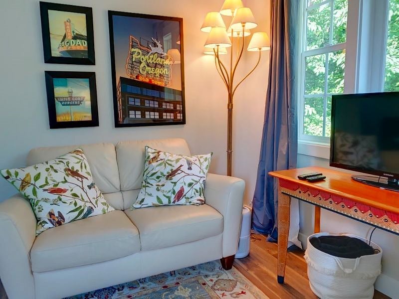 Furnished Finder property 435006_1 photo 10