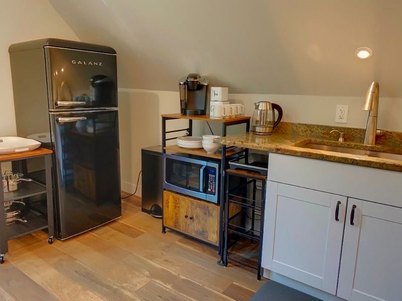Furnished Finder property 435006_1 photo 4