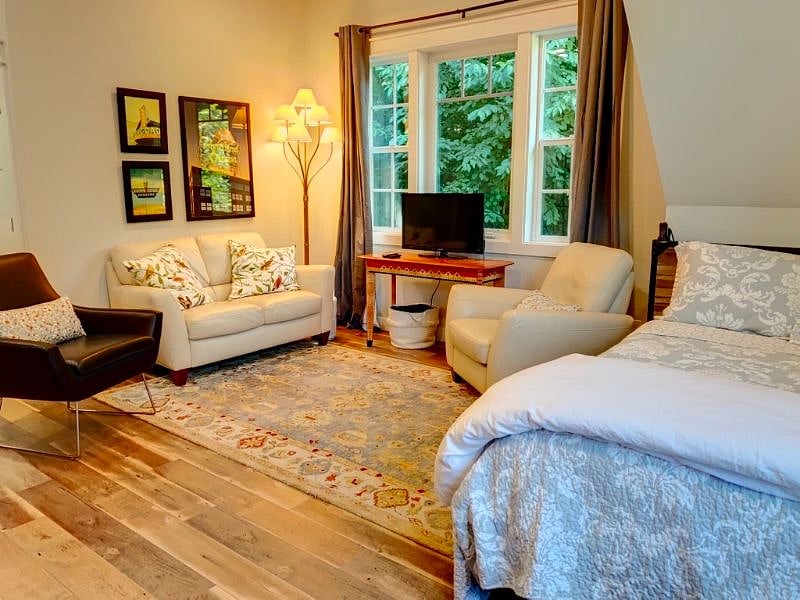 Furnished Finder property 435006_1 photo 9