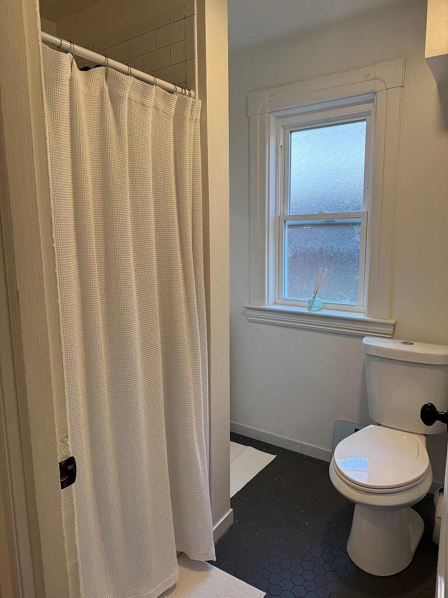 Furnished Finder property 435104_1 photo 10