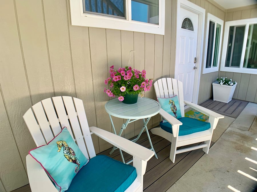 Downstairs 3Bed/1Bath Units Lanai