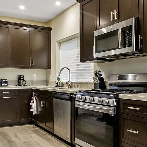 Furnished Finder property 435113_1 photo 7