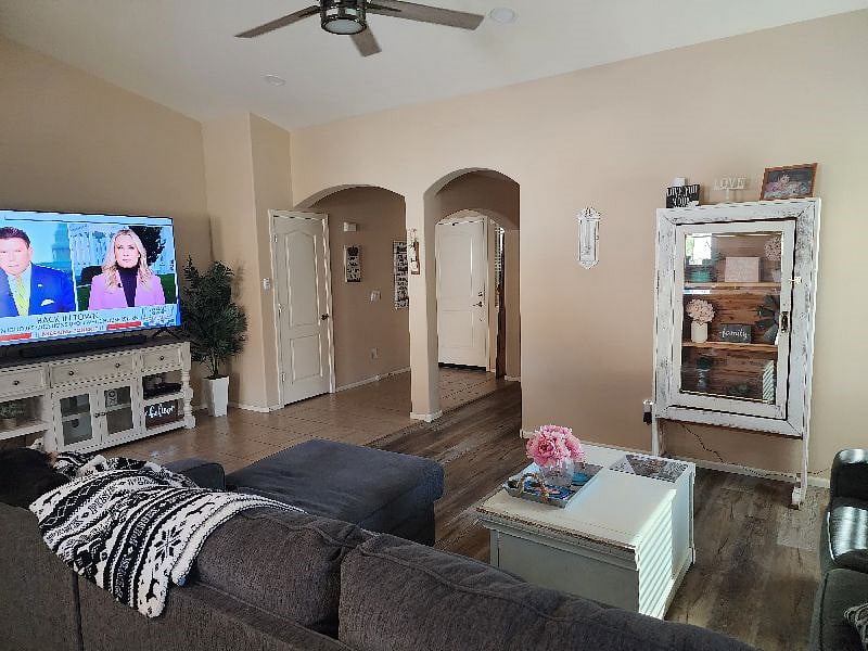 Furnished Finder property 435118_1 photo 10