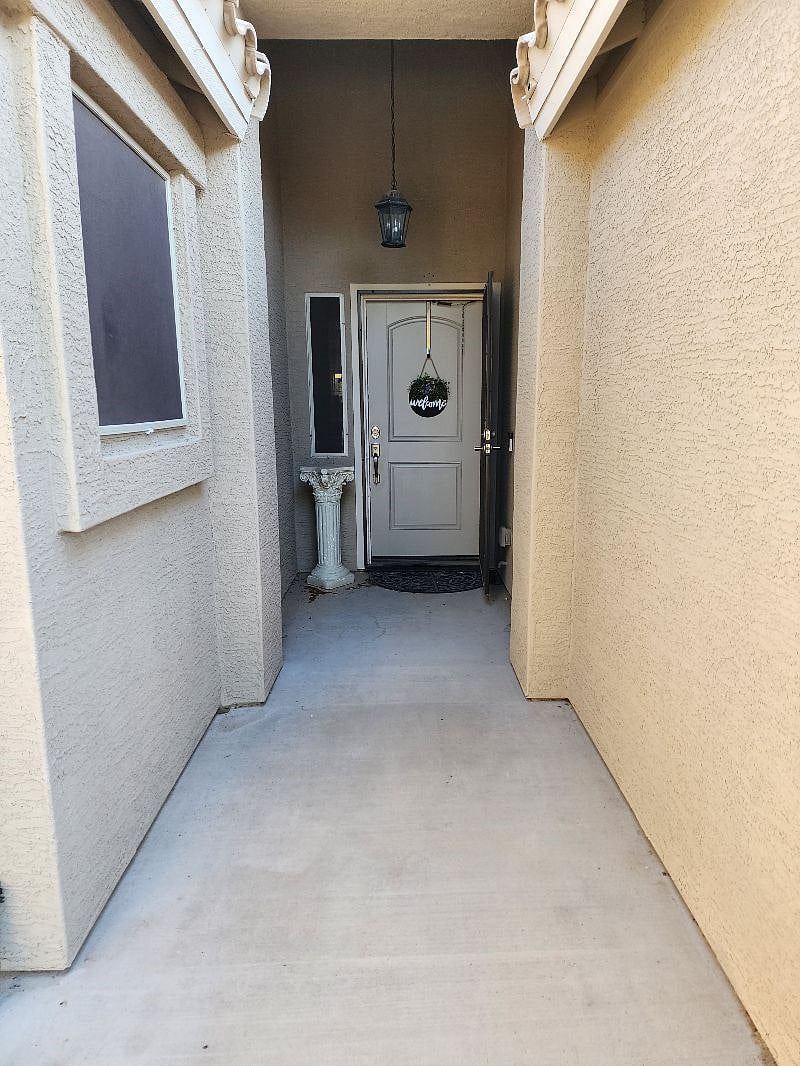 Furnished Finder property 435118_1 photo 8