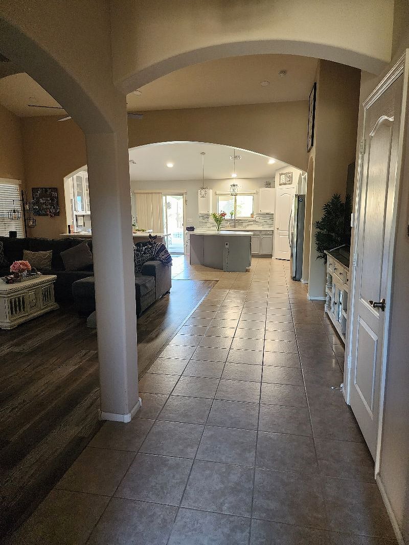 Furnished Finder property 435118_1 photo 9