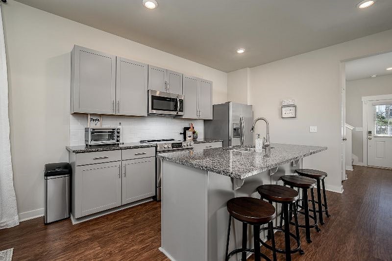 Furnished Finder property 435194_1 photo 5