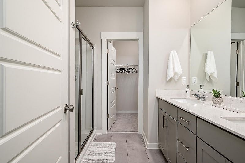 Furnished Finder property 435194_1 photo 14