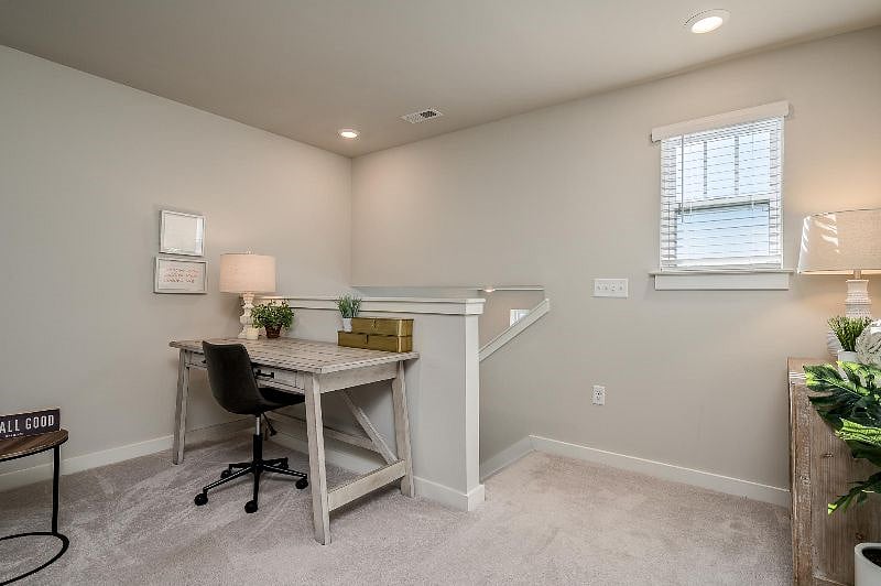 Furnished Finder property 435194_1 photo 16
