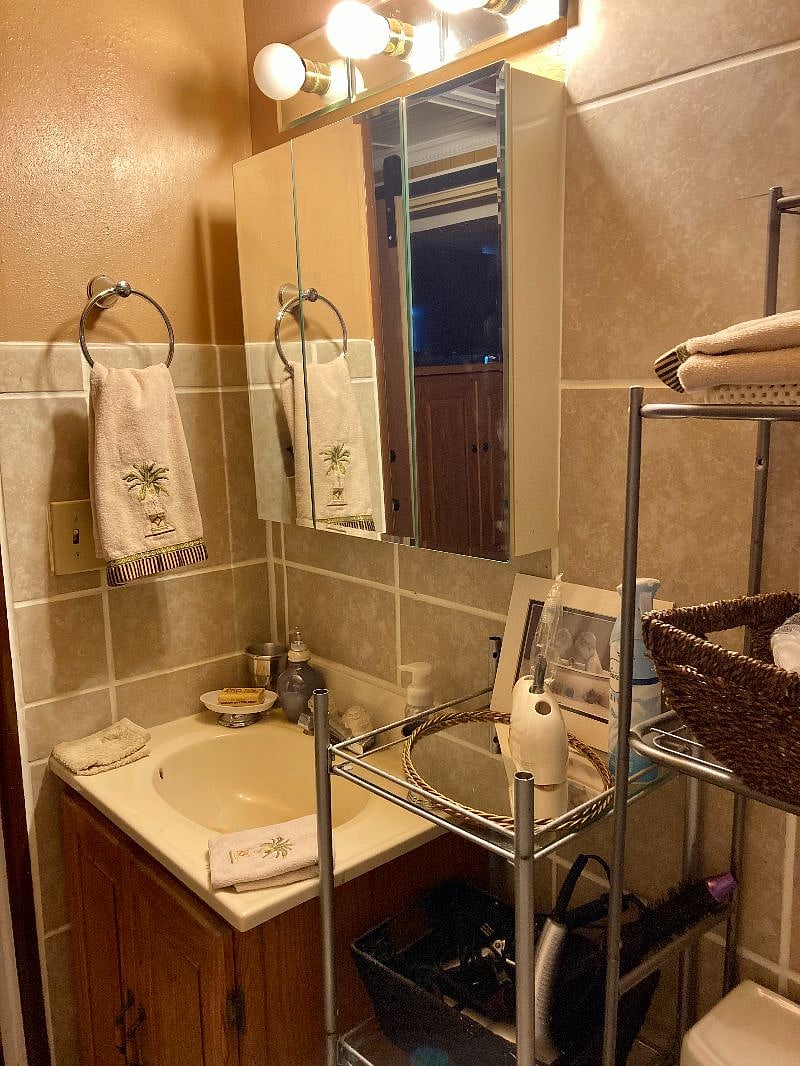 Furnished Finder property 435200_1 photo 6