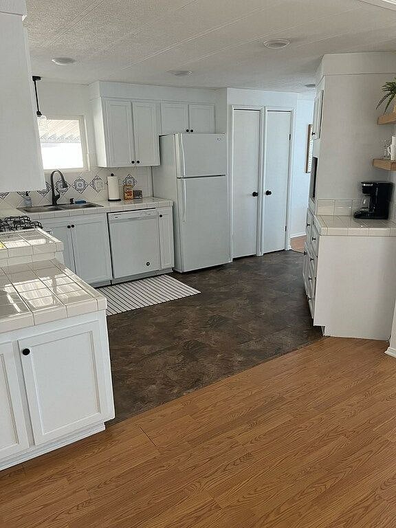Furnished Finder property 435257_1 photo 4